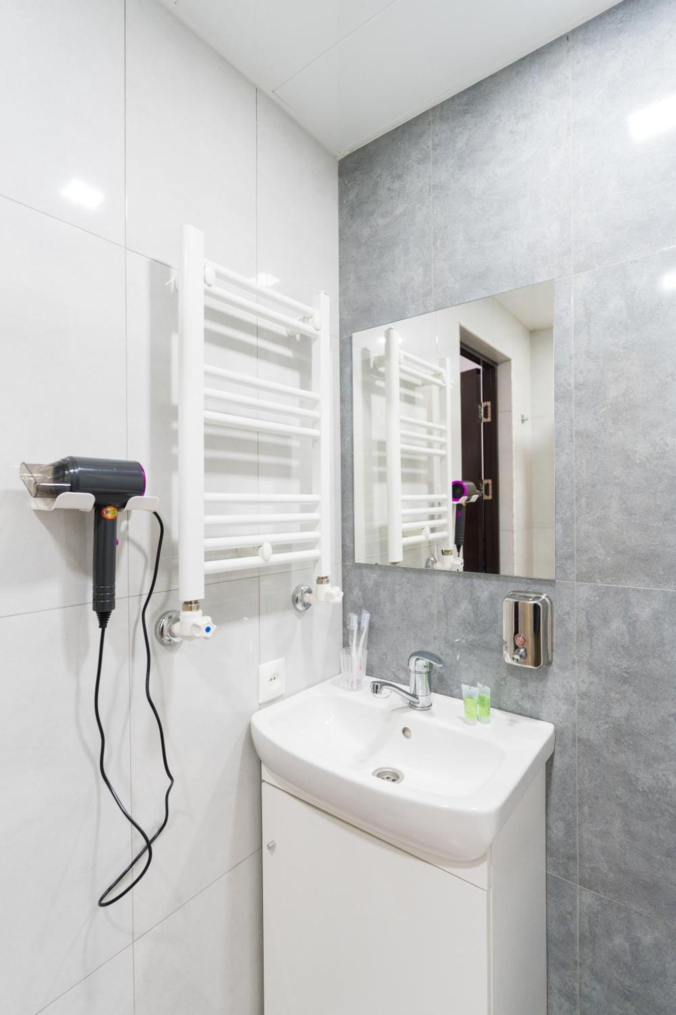 Gh Family Hotel Erivan Dış mekan fotoğraf